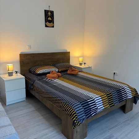 Apartman Laura Ploce  Esterno foto